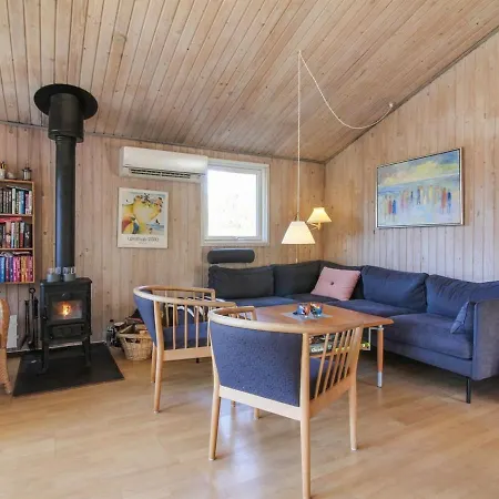 Taina - 1-1km From The Sea In Nw Jutland By Interhome Hébergement de vacances Løkken